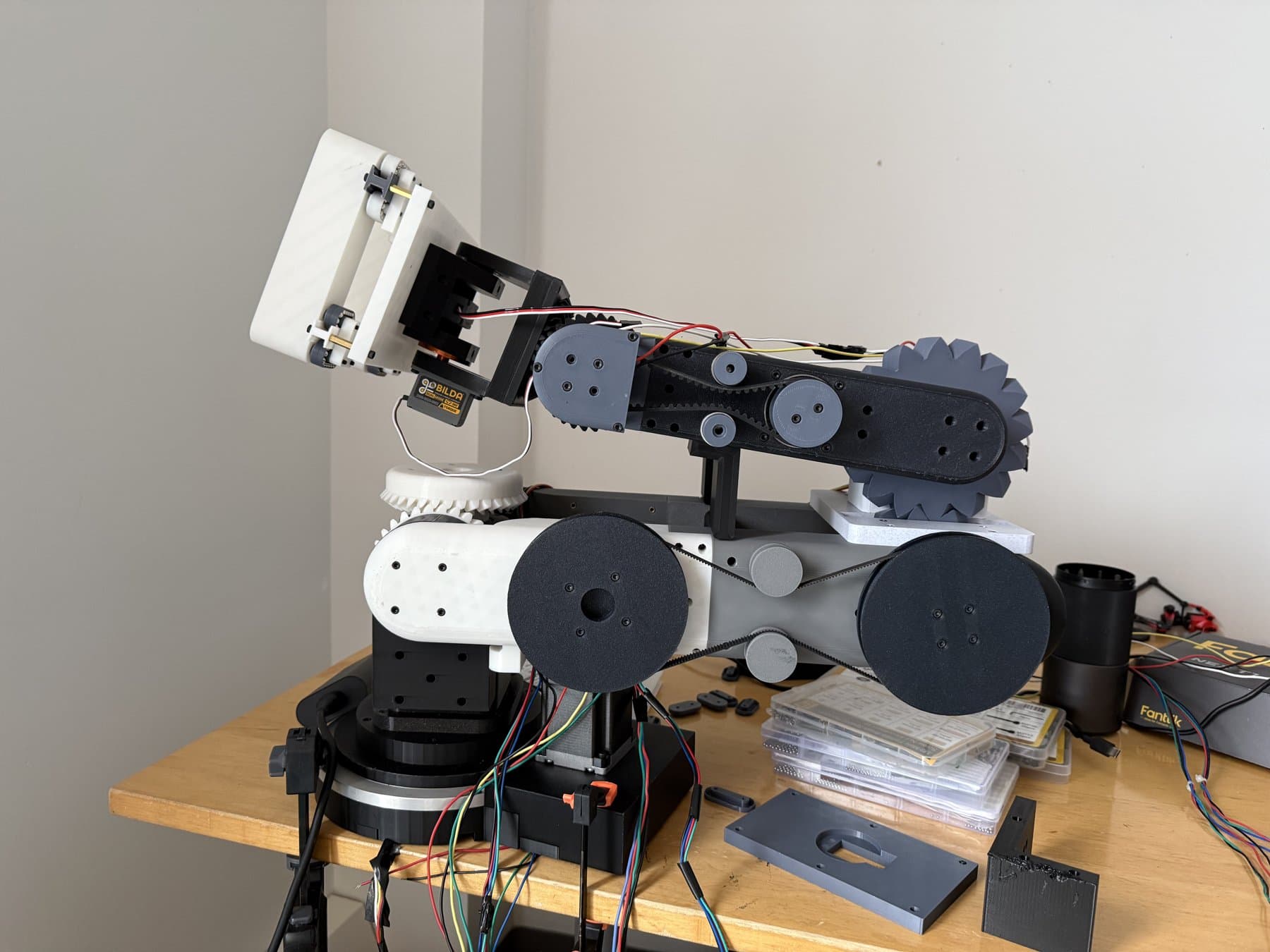 3 Foot 6 Axis Robot Arm project visual